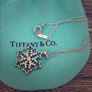 Tiffany silver snowflake charm w/chain